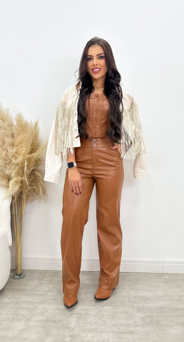 Conjunto Feminino Couro Cropped e Calça Pantalona Jenni - Imagem 12